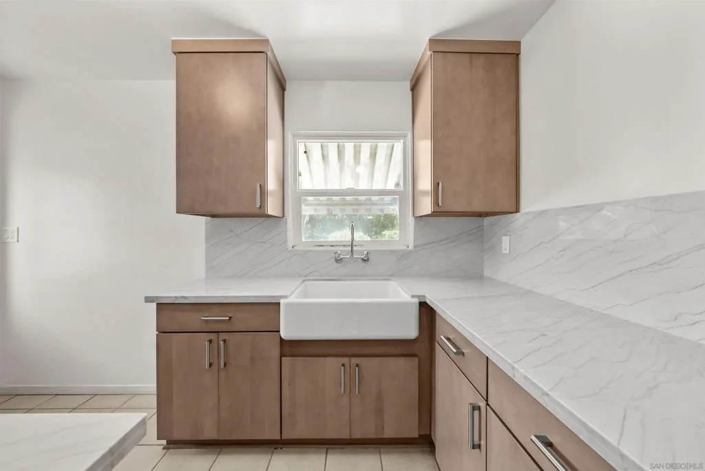 Photo of 4470 Olive Ave