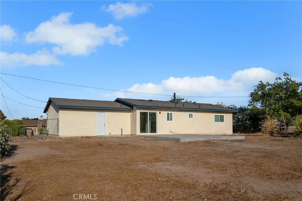 Photo of 10690 Cypress