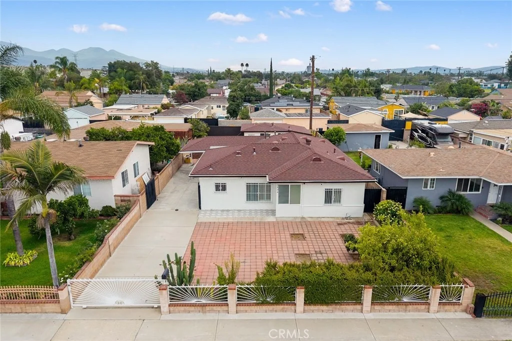 Photo of 5024 Baldwin Park Boulevard