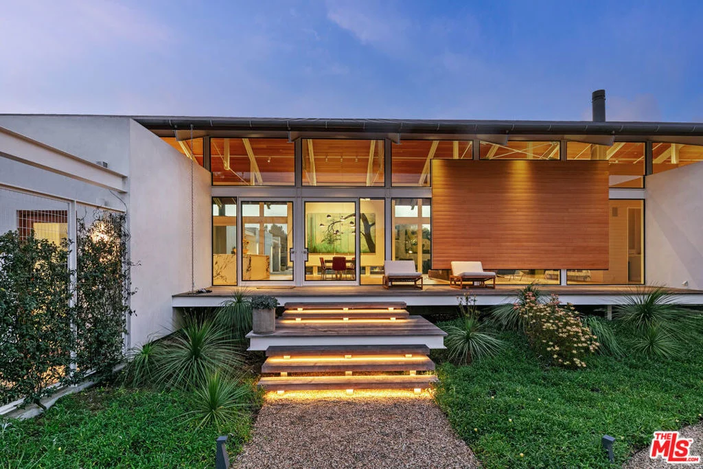 Photo of 6728 Wildlife Road