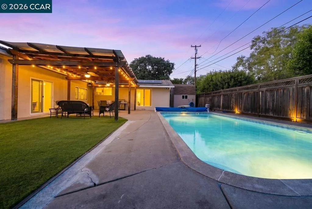 Photo of 4242 Henning Dr