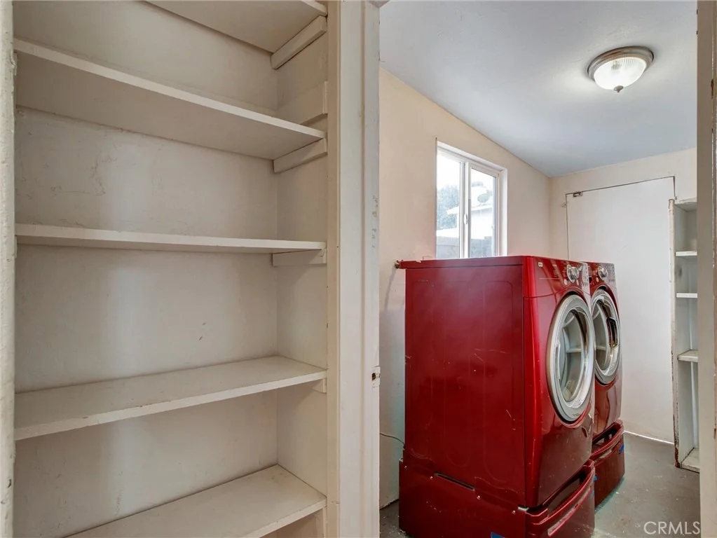 Photo of 110 W Forhan Street