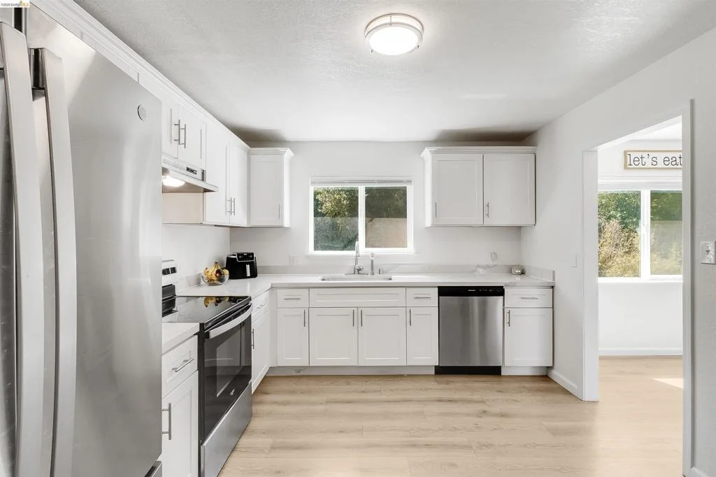 Photo of 335 Pepper Dr
