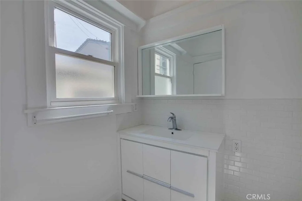 Photo of 301 Catalina