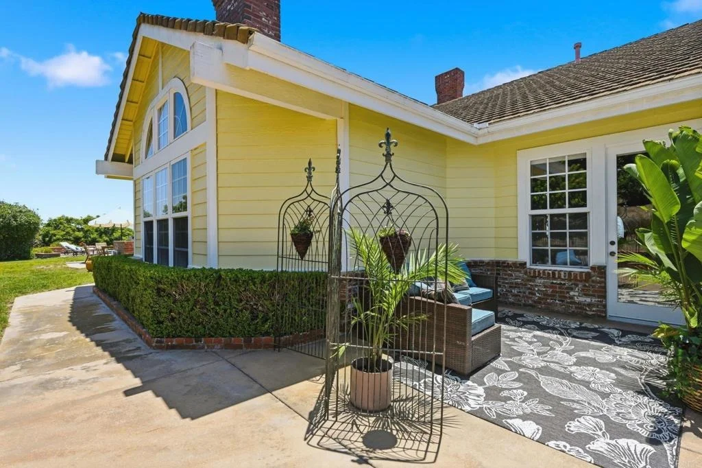 Photo of 2292 Dos Lomas