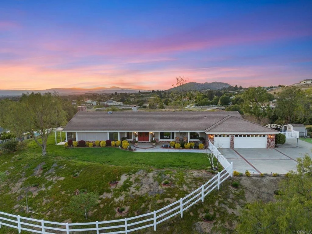 Photo of 40225 Lucero Drive
