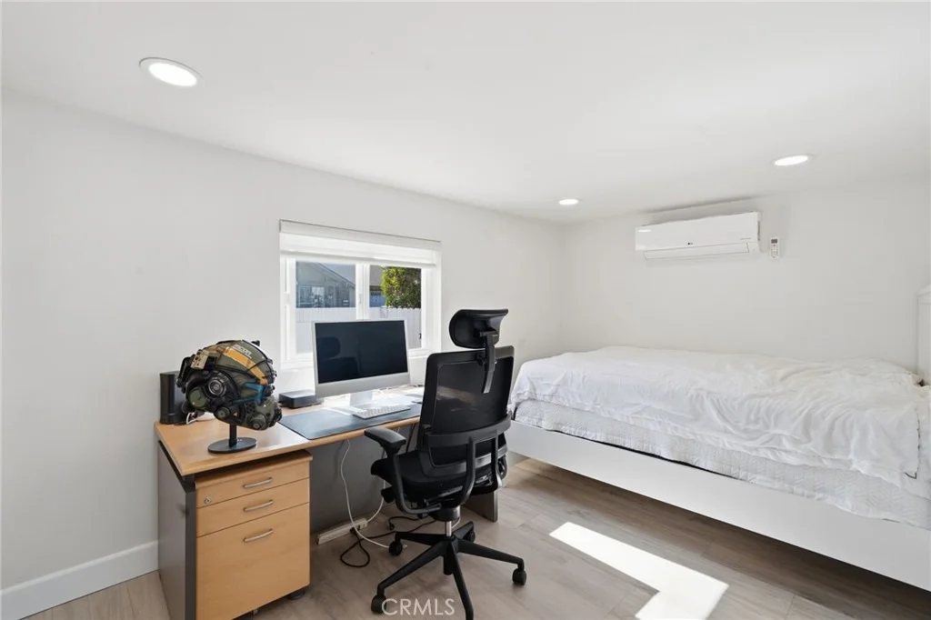 Photo of 4261 LIVERMORE Place
