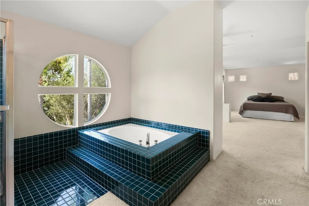 Photo of 3007 Vina Vial