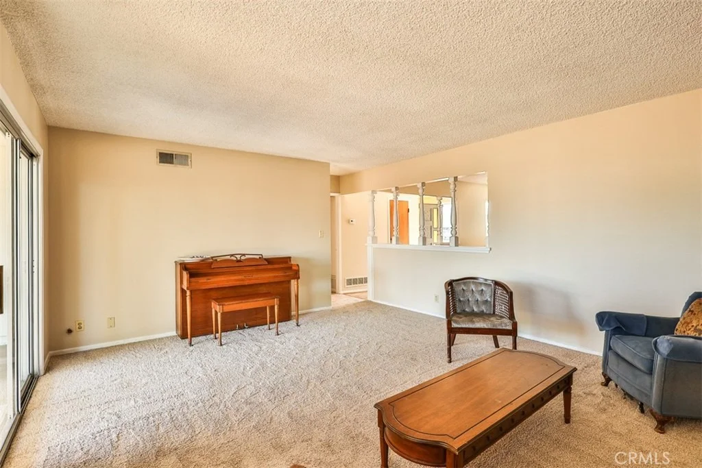 Photo of 1013 N Cummings Road