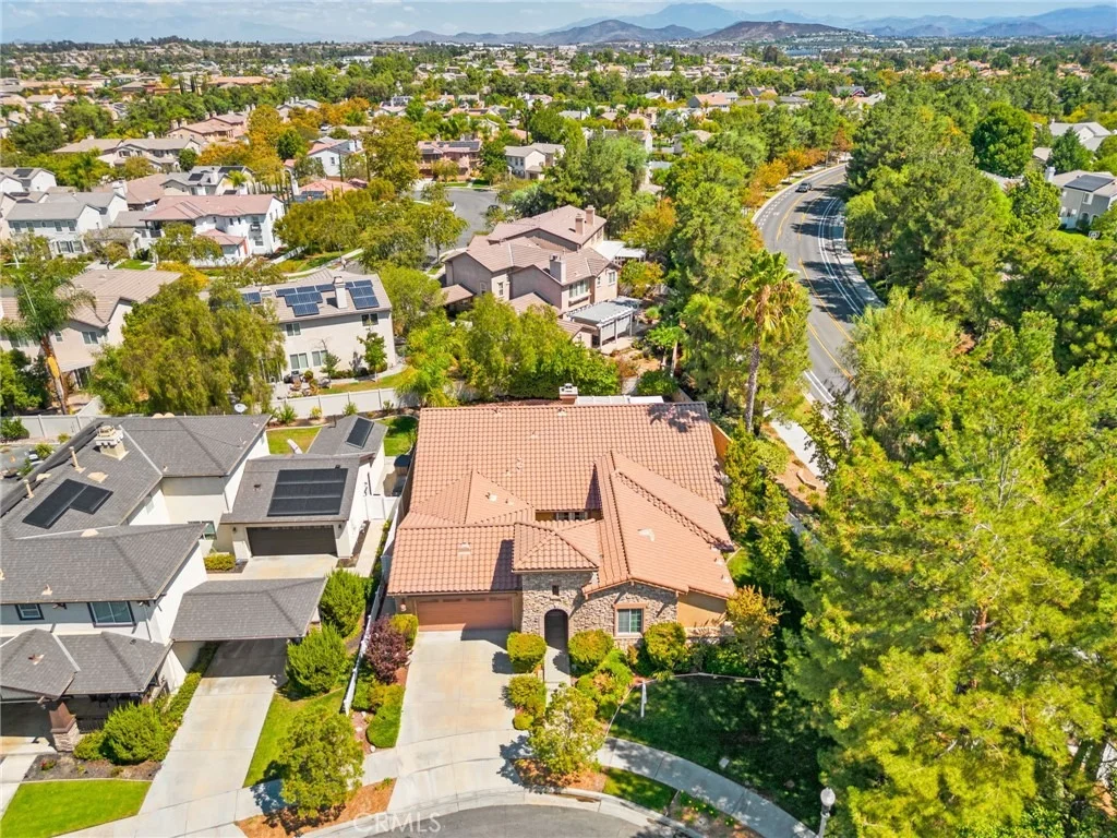 Photo of 39894 Camden Court