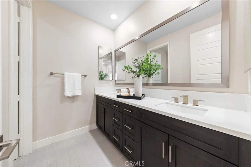 Photo of 60 Harlow