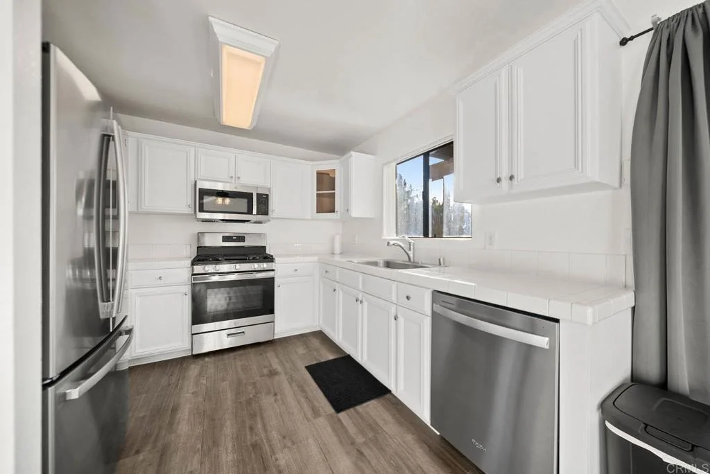 Photo of Unit C at 2636 Alpine Boulevard