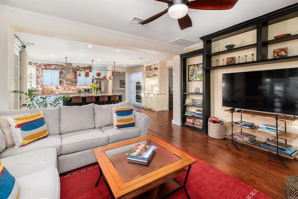 Photo of 46299 Jon William Way