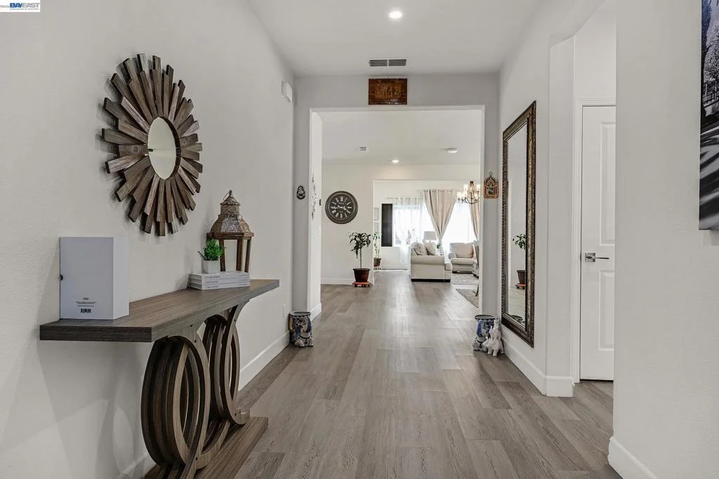 Photo of 1710 Flora Way