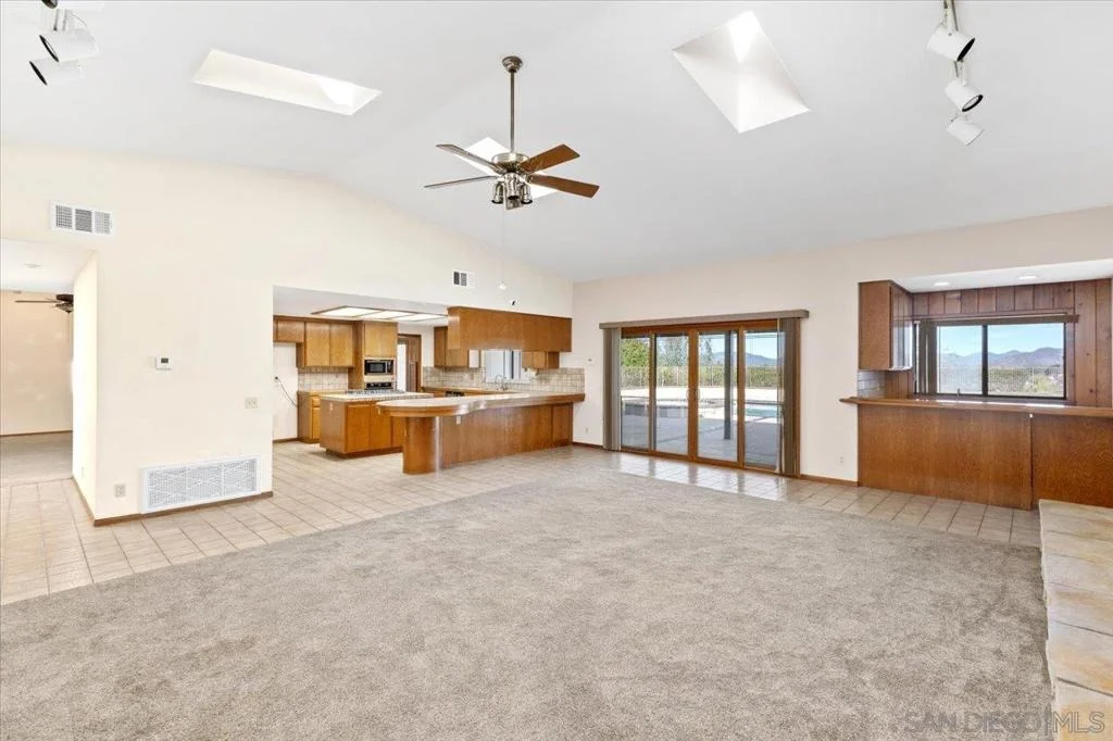 Photo of 17648 Valle Verde Rd