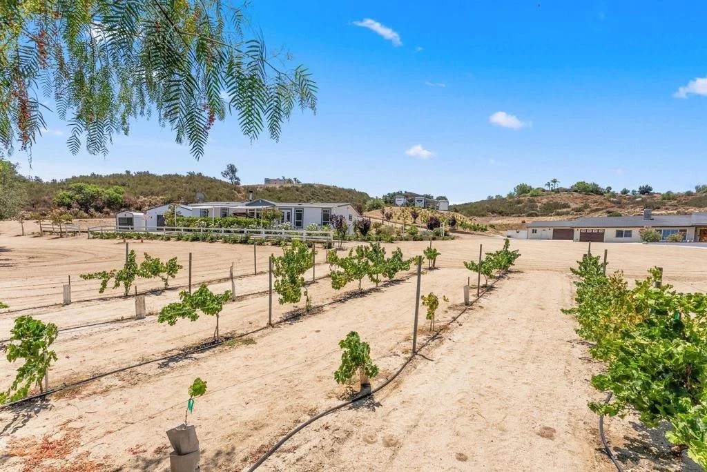 Photo of 37200 Mesa Rd