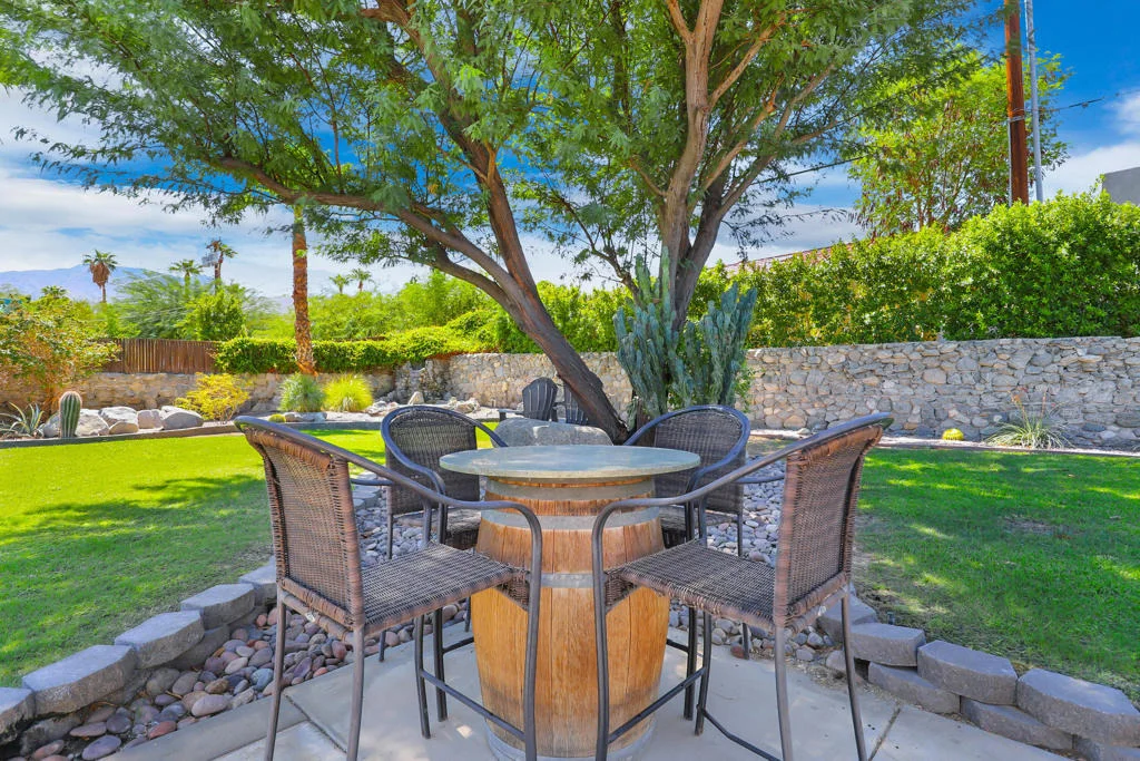 Photo of 54677 Avenida Diaz