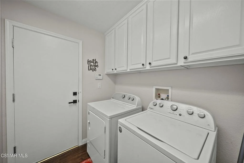 Photo of 584 Roosevelt Court