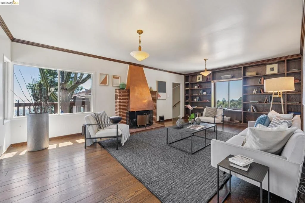 Photo of 98 Fairlawn Dr