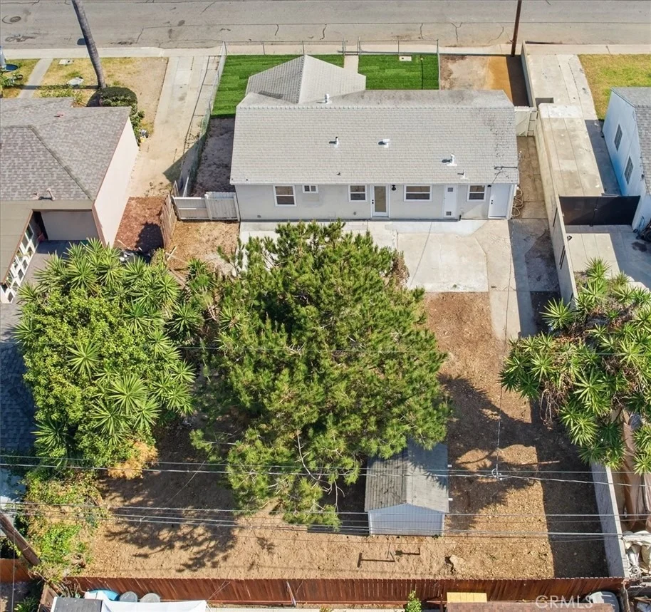 Photo of 168 E Lark Street
