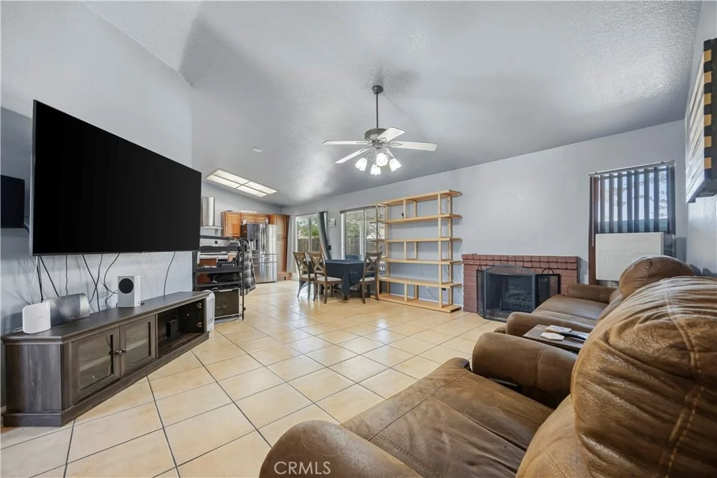 Photo of 10716 Wakefield Street E