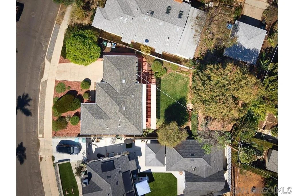 Photo of 4669 Valencia Dr
