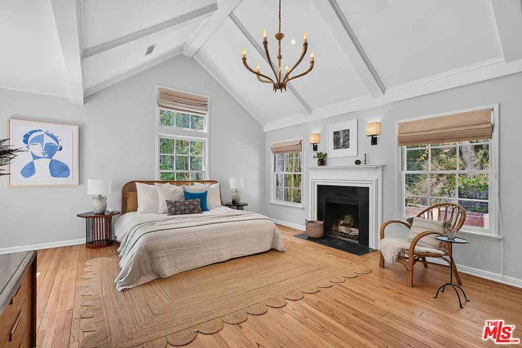 Photo of 9305 Hazen Drive