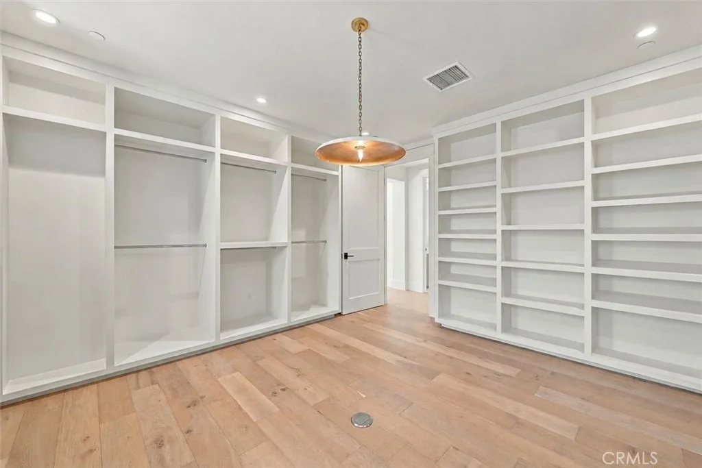 Photo of 1002 10th