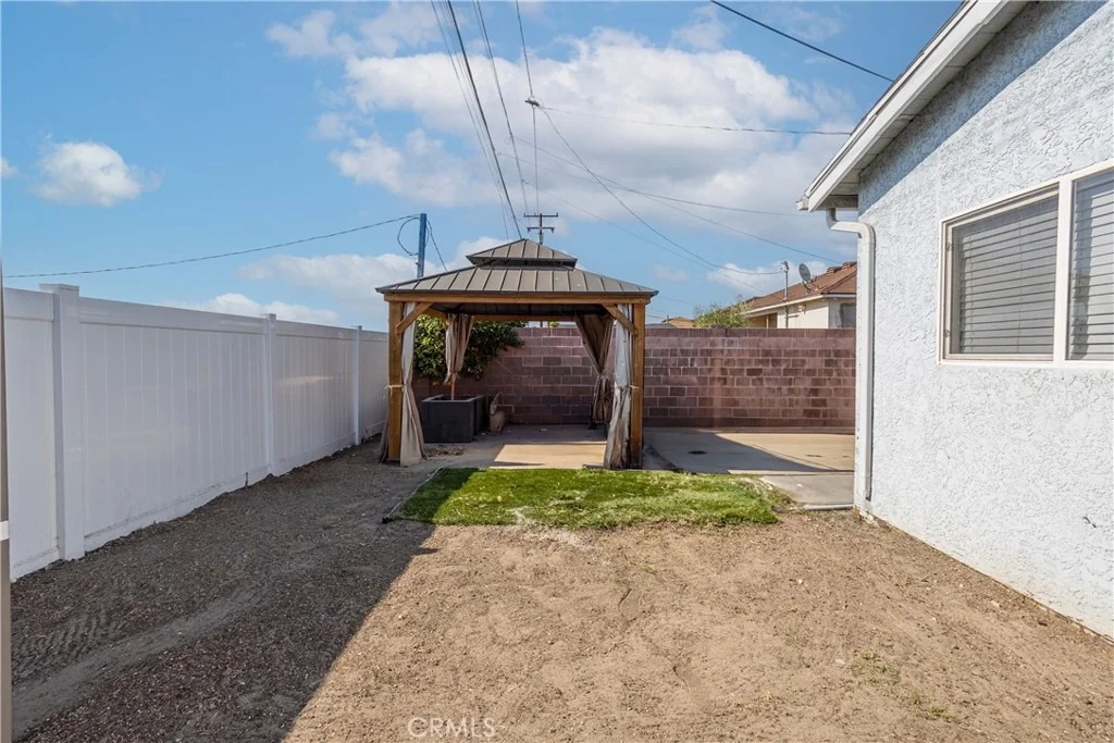 Photo of 12519 Roseton