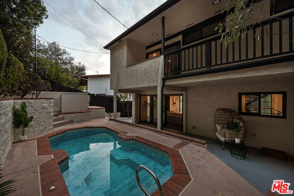 Photo of 380 Cherry Drive