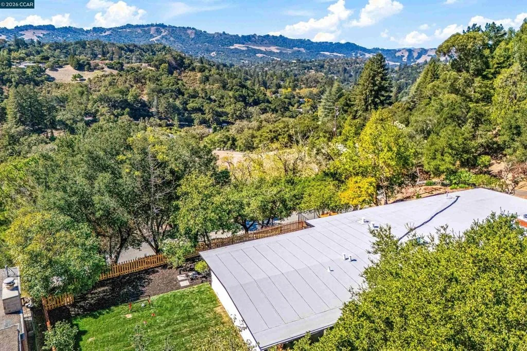 Photo of 742 Miner Rd