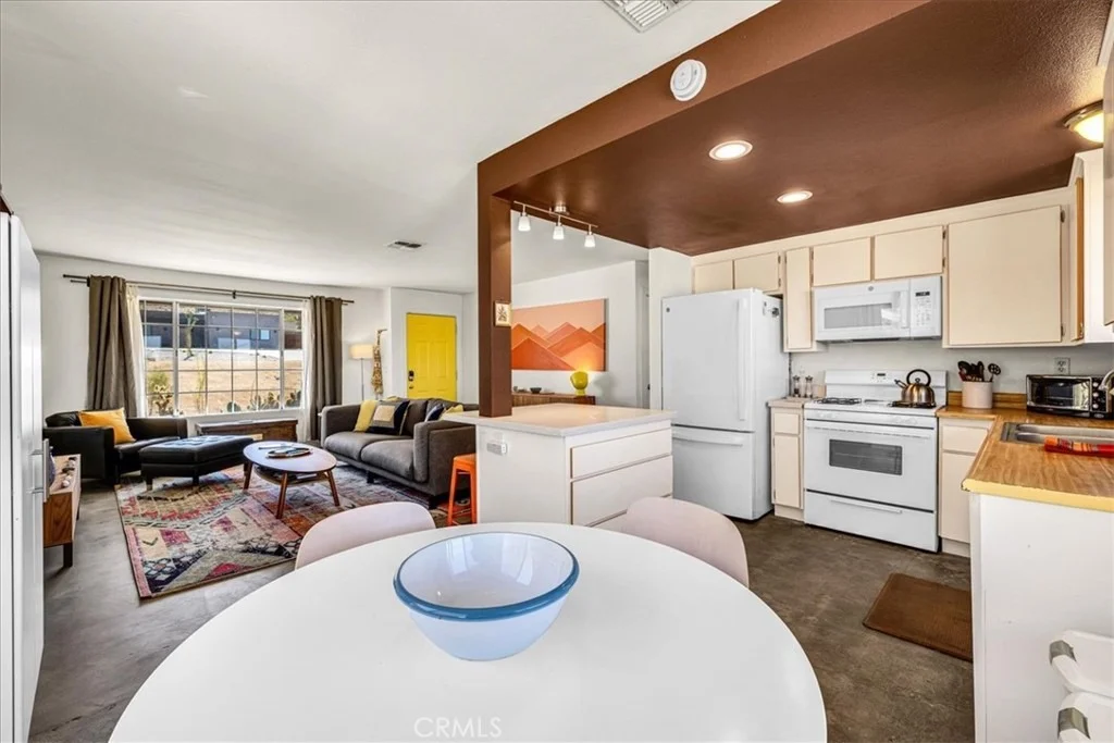 Photo of 60324 La Mirada Trail