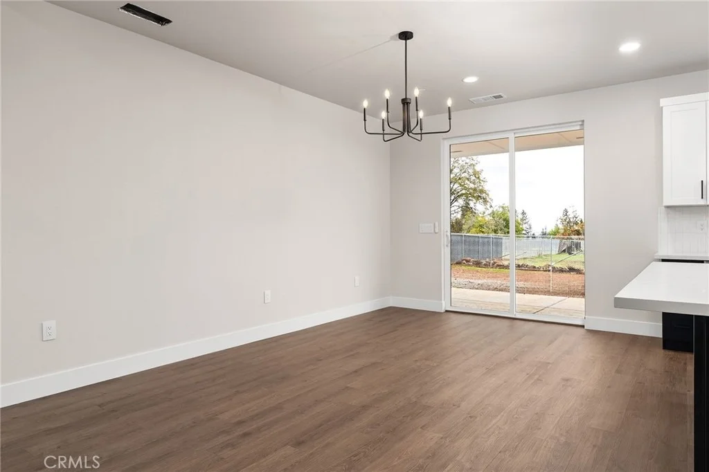 Photo of 722 Madrone Way