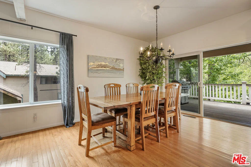 Photo of 208 Knoll Road
