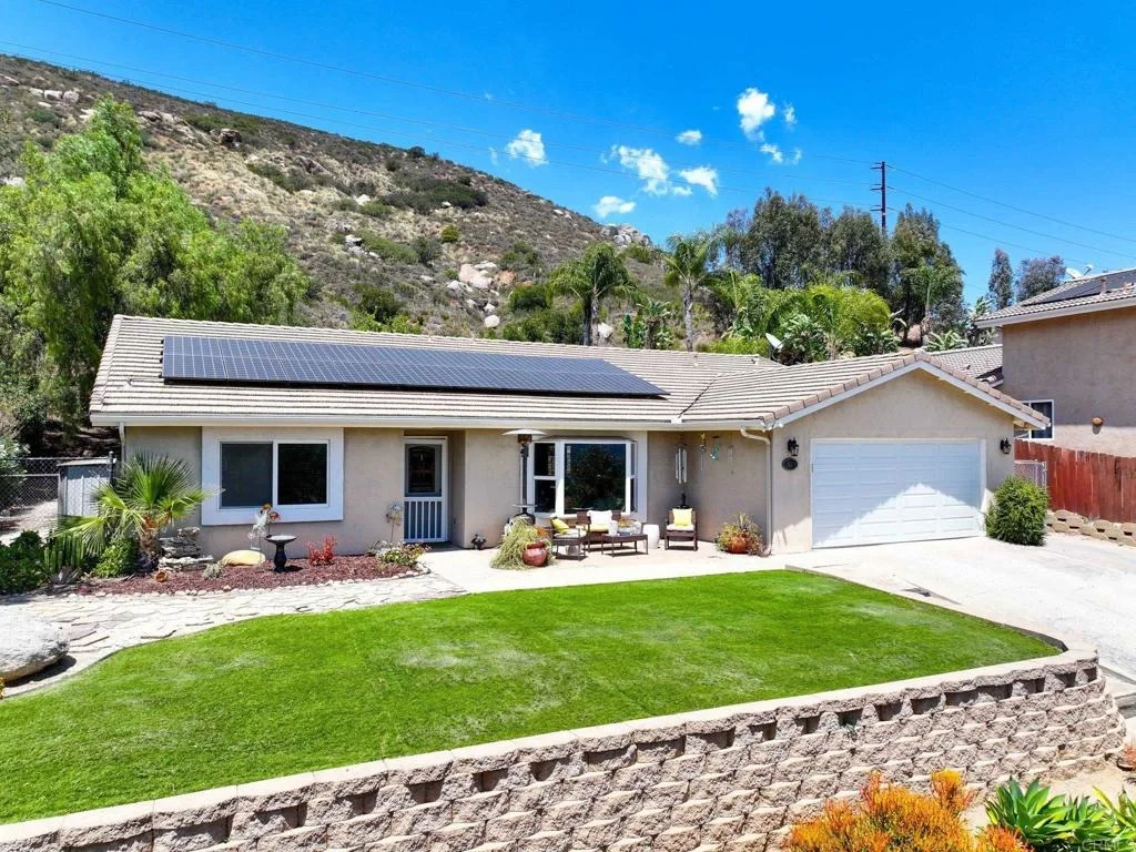Photo of 24376 Rutherford Road