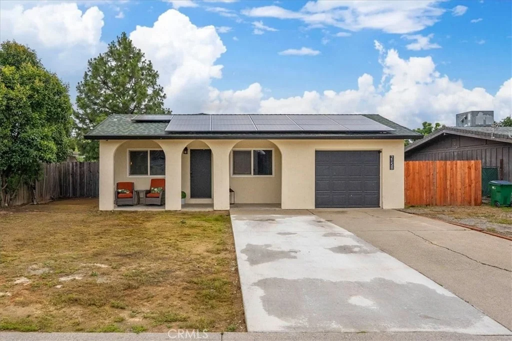 Photo of 2158 Donnovan
