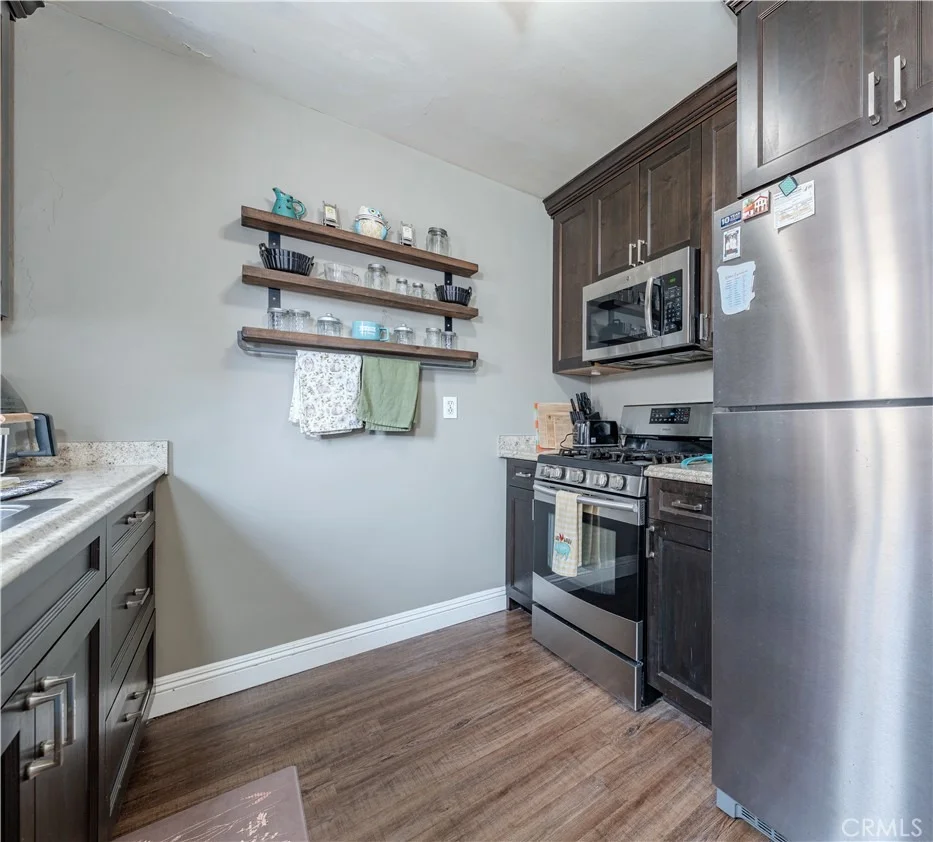 Photo of 10921 Walnut