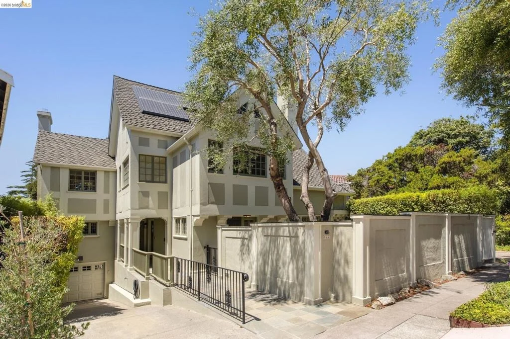 Photo of 822 Mendocino Ave