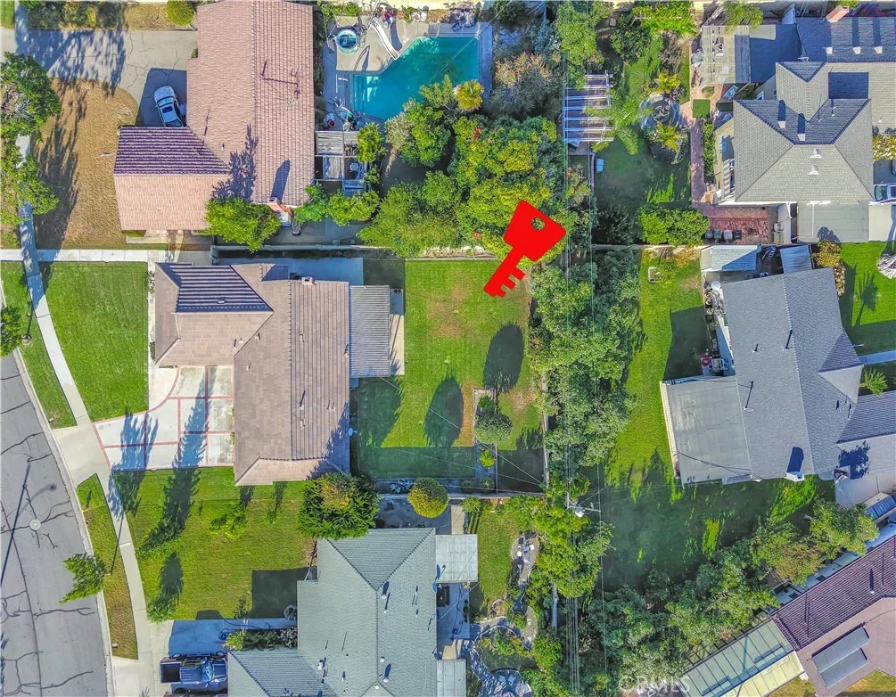 Photo of 3156 W Teranimar