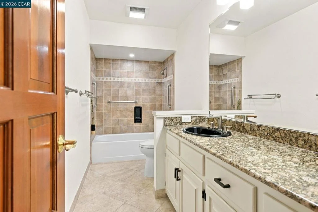 Photo of 26 Broadmoor Street