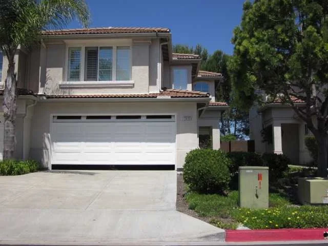 Photo of Unit D at 1241 Natoma Way