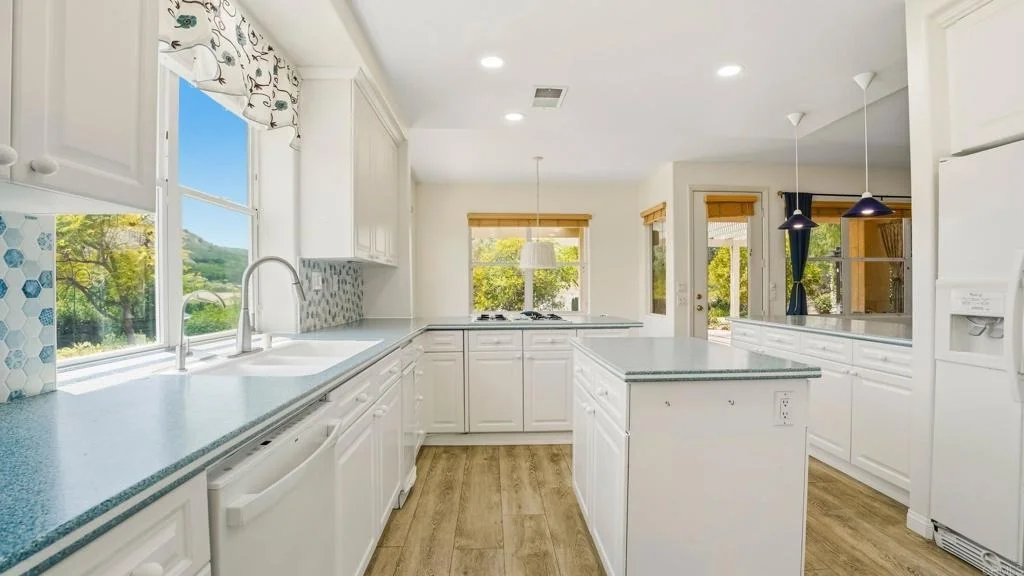Photo of 2527 Southern Oak Road