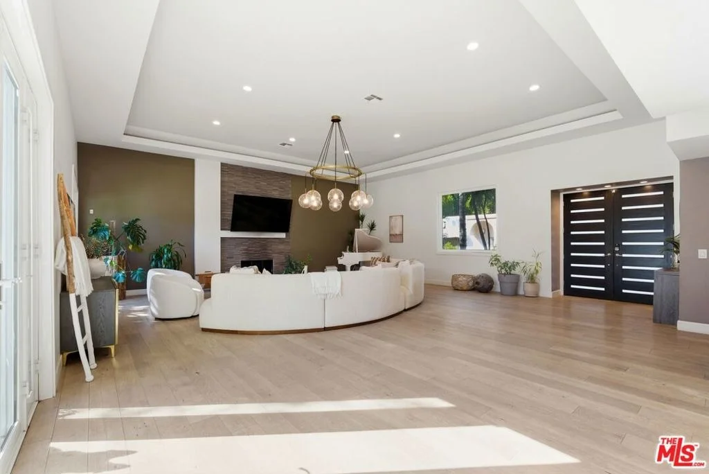 Photo of 7546 Devista Drive