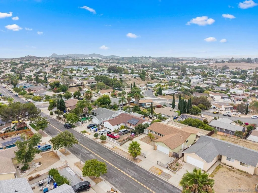 Photo of 656 Flora Dr