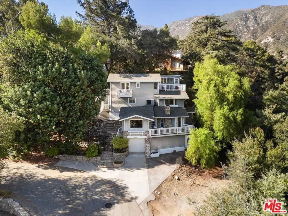 Photo of 5514 Canyonside Road