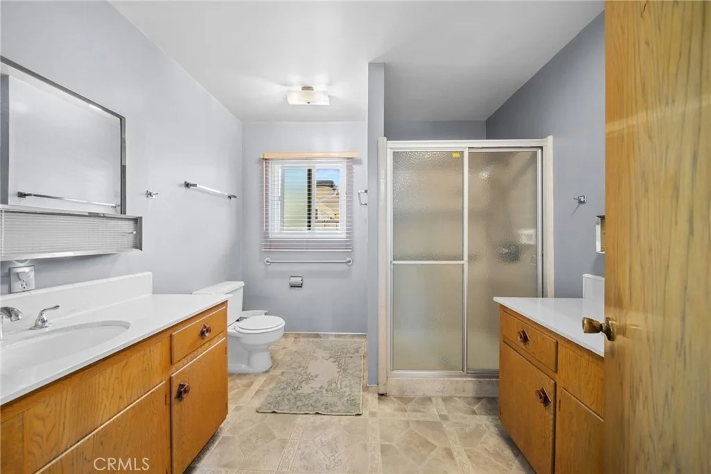 Photo of 5602 Persimmon