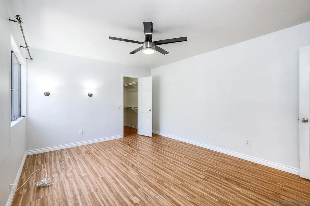 Photo of Unit 5 at 5350 Baltimore