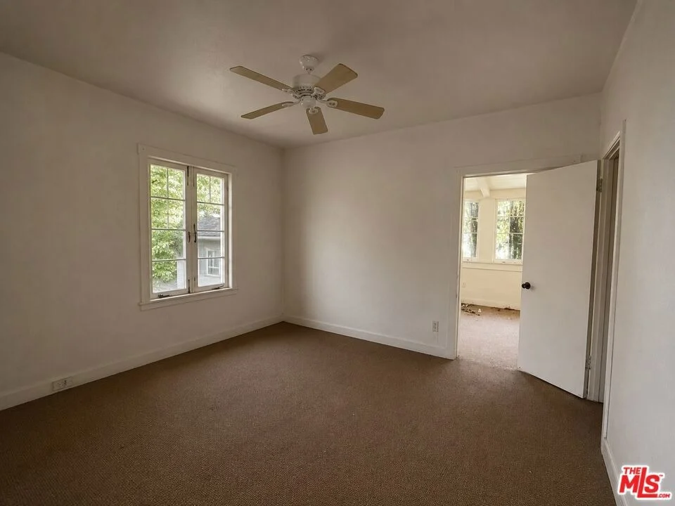 Photo of 431 Westmount Drive