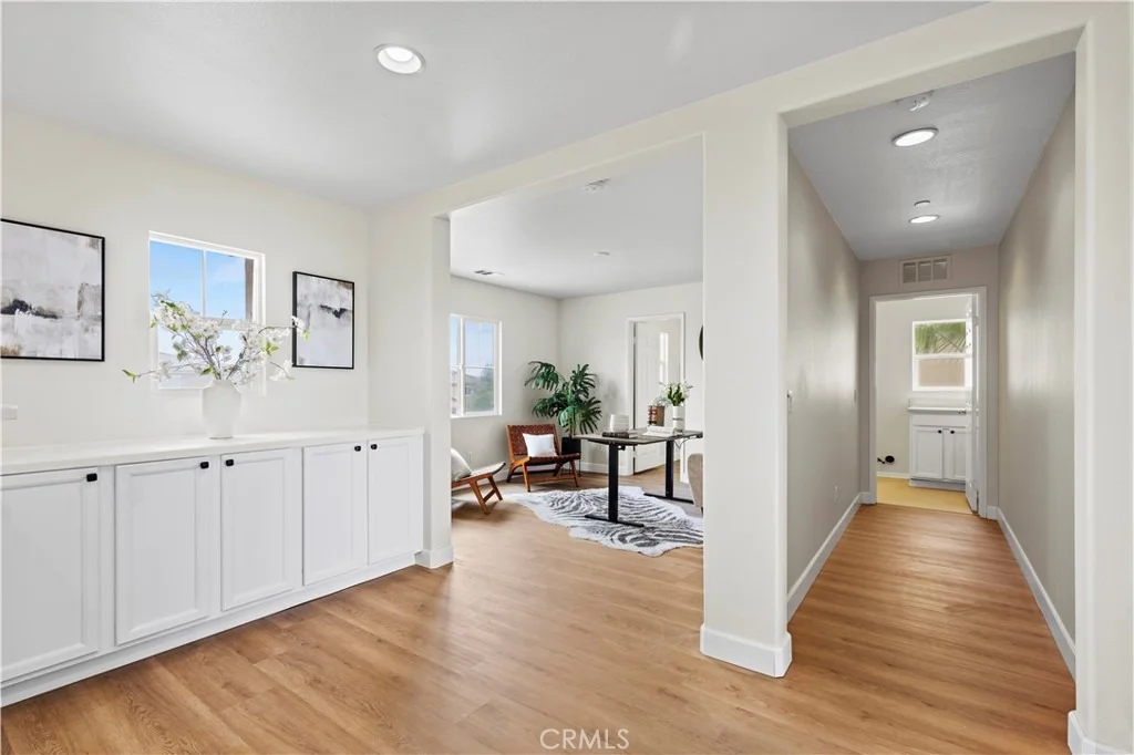 Photo of 6895 Riverglen Court