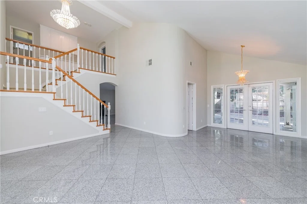 Photo of 21138 Valleyview